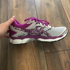 ✨ASICS Cumulus 16’s